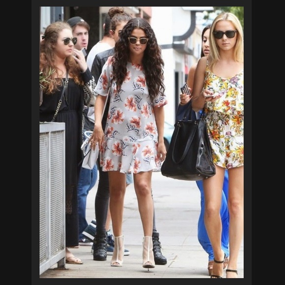 **BCBG MESH BOOTIES** - Picture 11 of 13